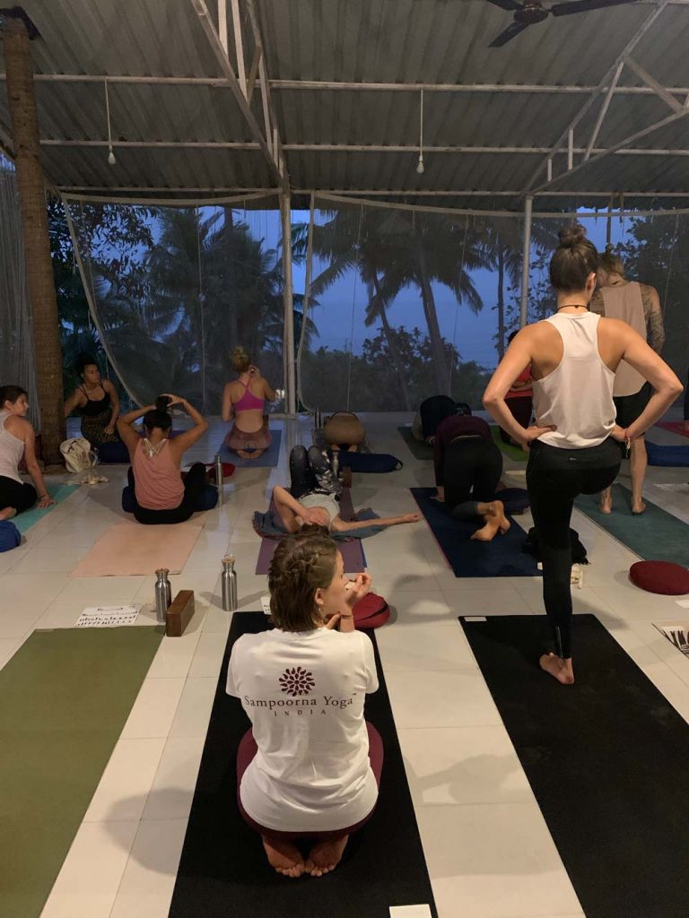 Yogalehrer Ausbildung in Goa Indien.