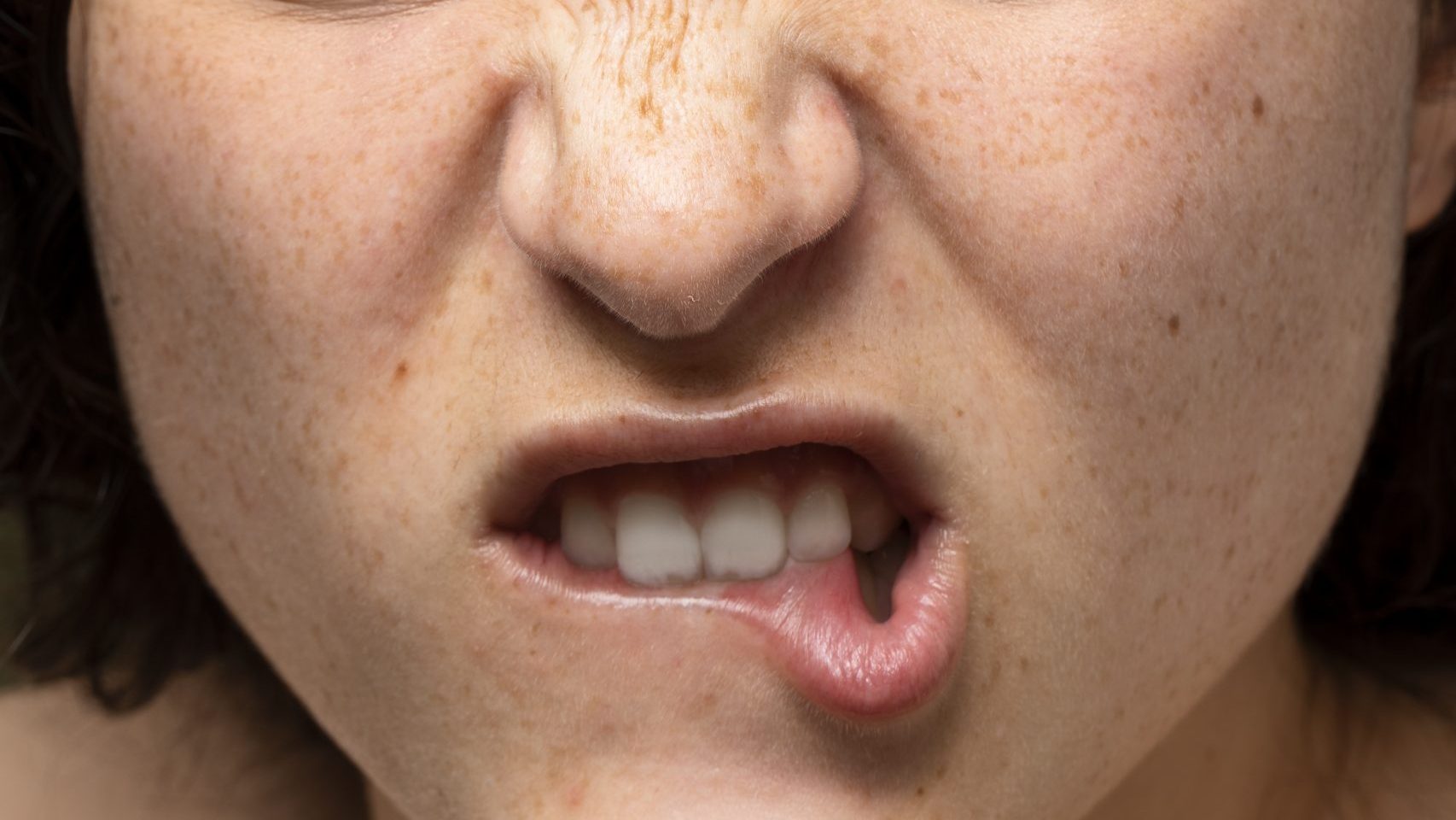 Hilfe bei spröden Lippen – Lippenpeeling mit Zucker und Öl selbst machen