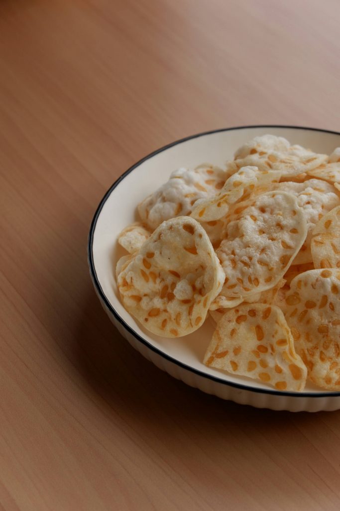 Tempeh-Chips sind knusprig und proteinreich